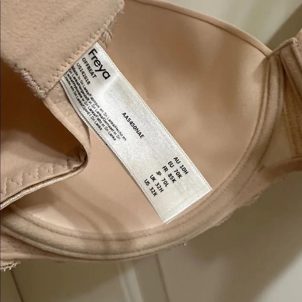 Freya Off beat Natural Beige Molded Bra NEW 32K Style AA5450NAE